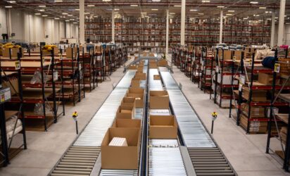 Cross docking w e-commerce