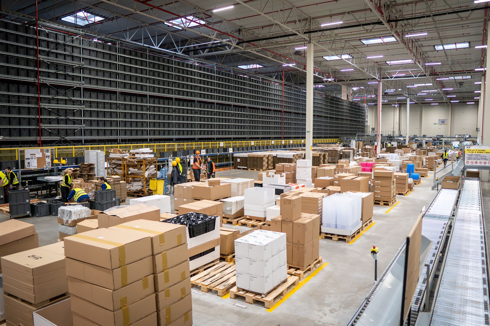 Logistyka w branży kosmetycznej i suplementów