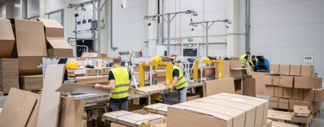 Logistyka odwrotna w e-commerce – jak zamienić zwroty w przewagę konkurencyjną?